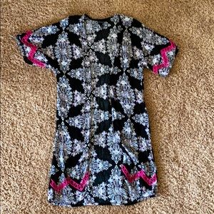 Girls Black White Pink Boho Kimono in a size 6/6x